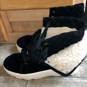 Stylish Black and Cream Quilted Wedge Sneakers
